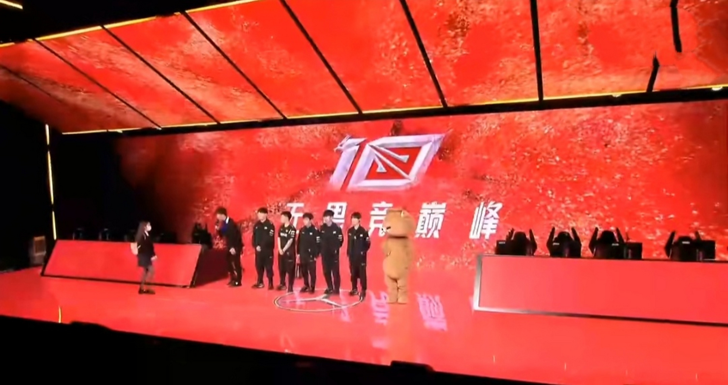 RNG横扫LGD,Knight极限生还后反打宿命之战全球总决赛,引爆全场热议 RNG横扫LGD,Knight极限生还后反打宿命之战全球总决赛,引爆全场热议