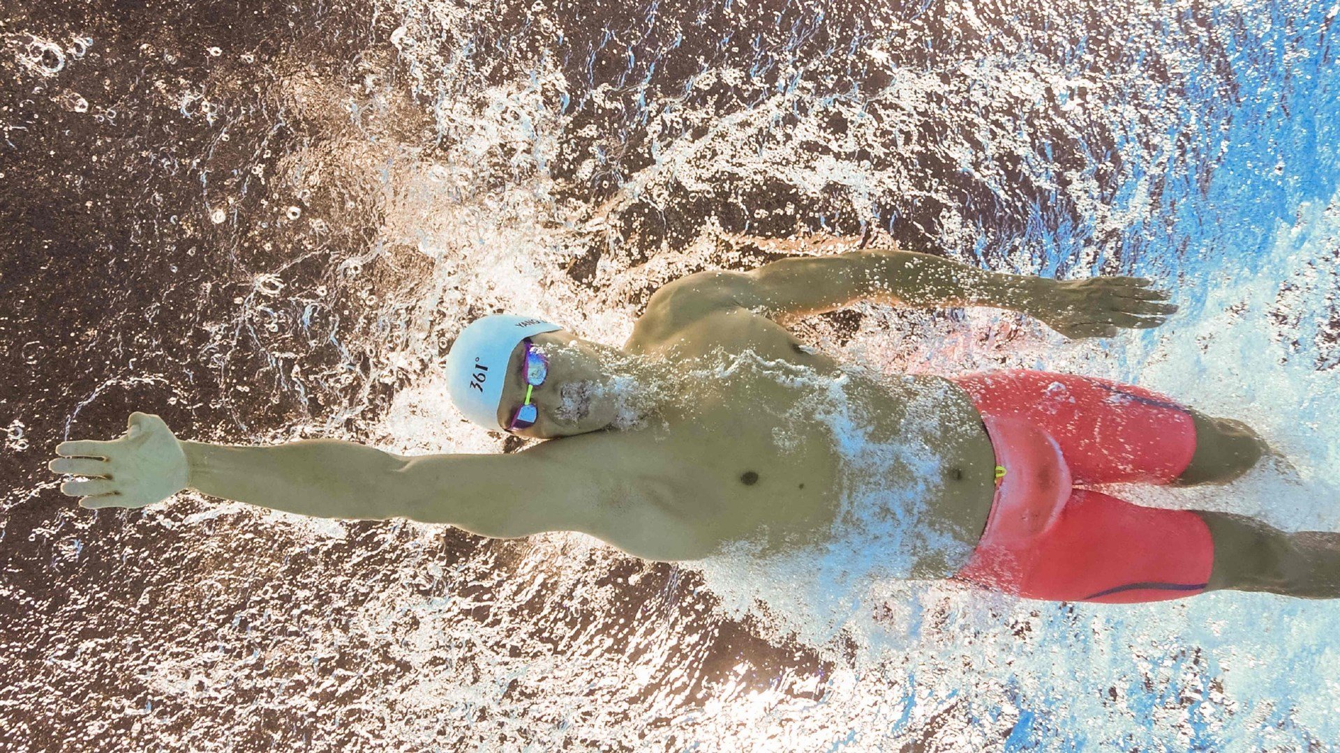 劳塔罗独舞引领全队节奏，摩纳哥硬仗力克美国队—一场团队艺术的胜利