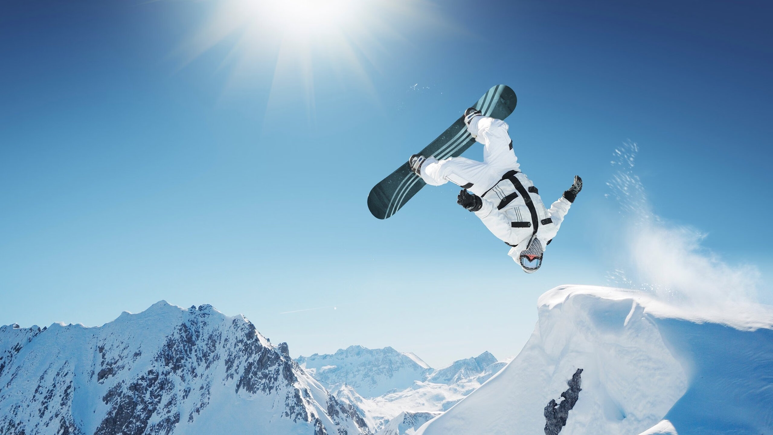 孤胆英雄布伦森狂轰45+8,快船末节逆转险胜爵士